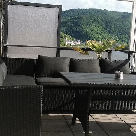 Ferienwohnung Moselterrasse 摩泽尔河畔的泽尔 外观 照片
